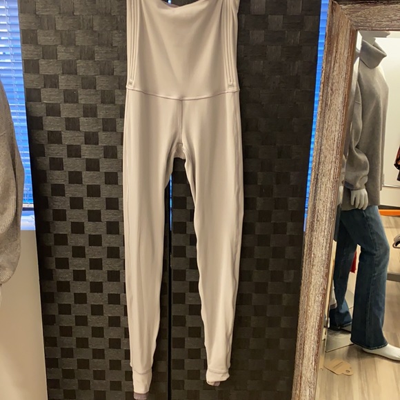 Lululemon Hug Your Core Super High Rise Tight 28” - Picture 7 of 11